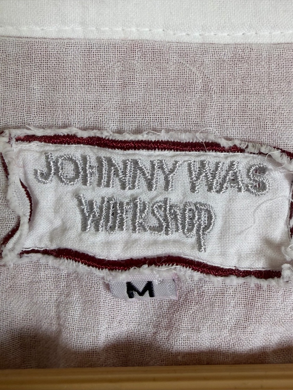 Johnny Was Workshop Women M White Red EmbroideryTunic Boho Peasant Blouse *flaw* - Picture 8 of 13